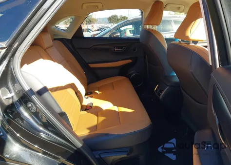 2019 Lexus Nx 300 z USA, uszkodzony, nr VIN JTJBARBZ7K2194990